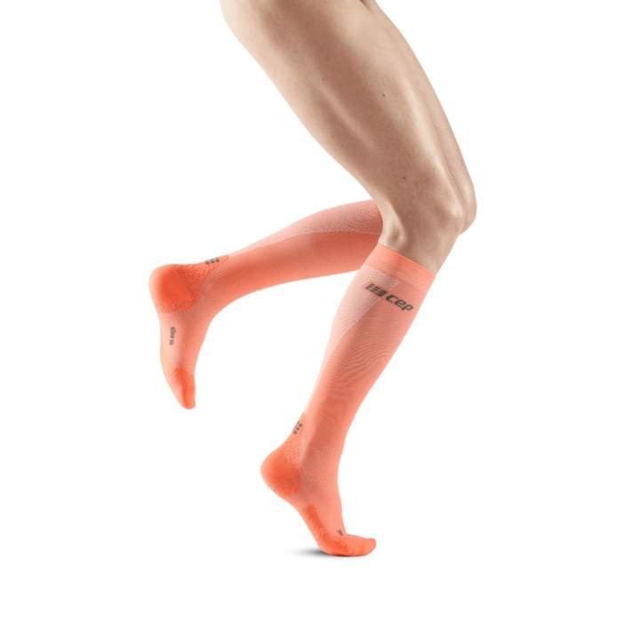 CEP | Ultralight Socks Tall V3 | Ultra Compressiekousen | Dames | Trail.nl