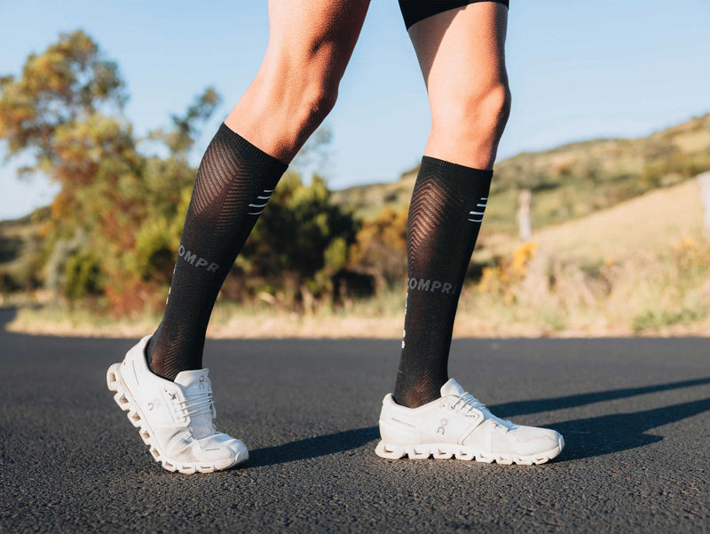 Compressport | Full Socks Oxygen | Compressiesokken | Ultralicht - Trail.nl