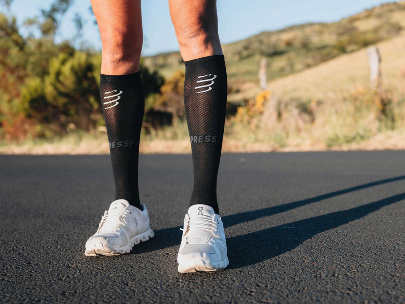 Compressport | Full Socks Oxygen | Compressiesokken | Ultralicht - Trail.nl