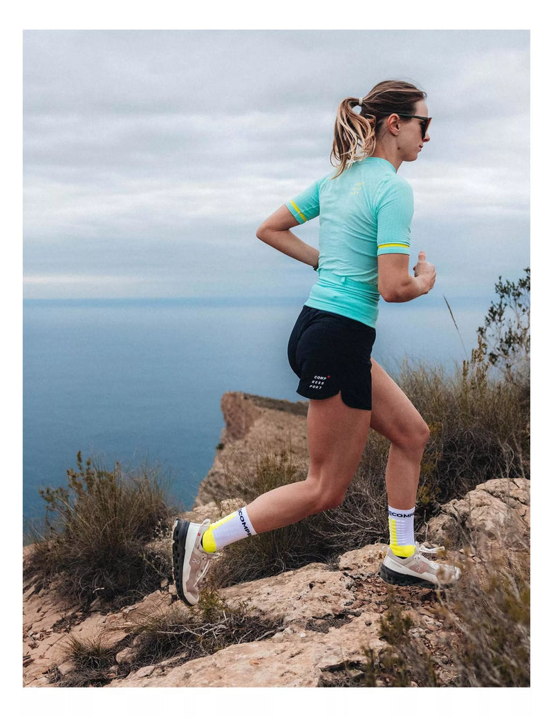 Compressport | Trail Postural Top Shortsleeve | Dames - Trail.nl