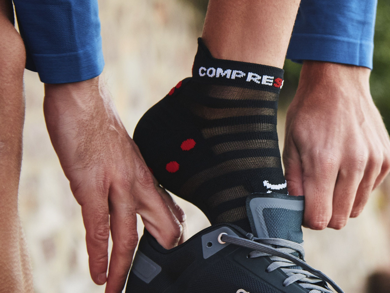 Compressport Pro Racing Socks Run V4.0 Ultralight Low - Dutch Mud Men